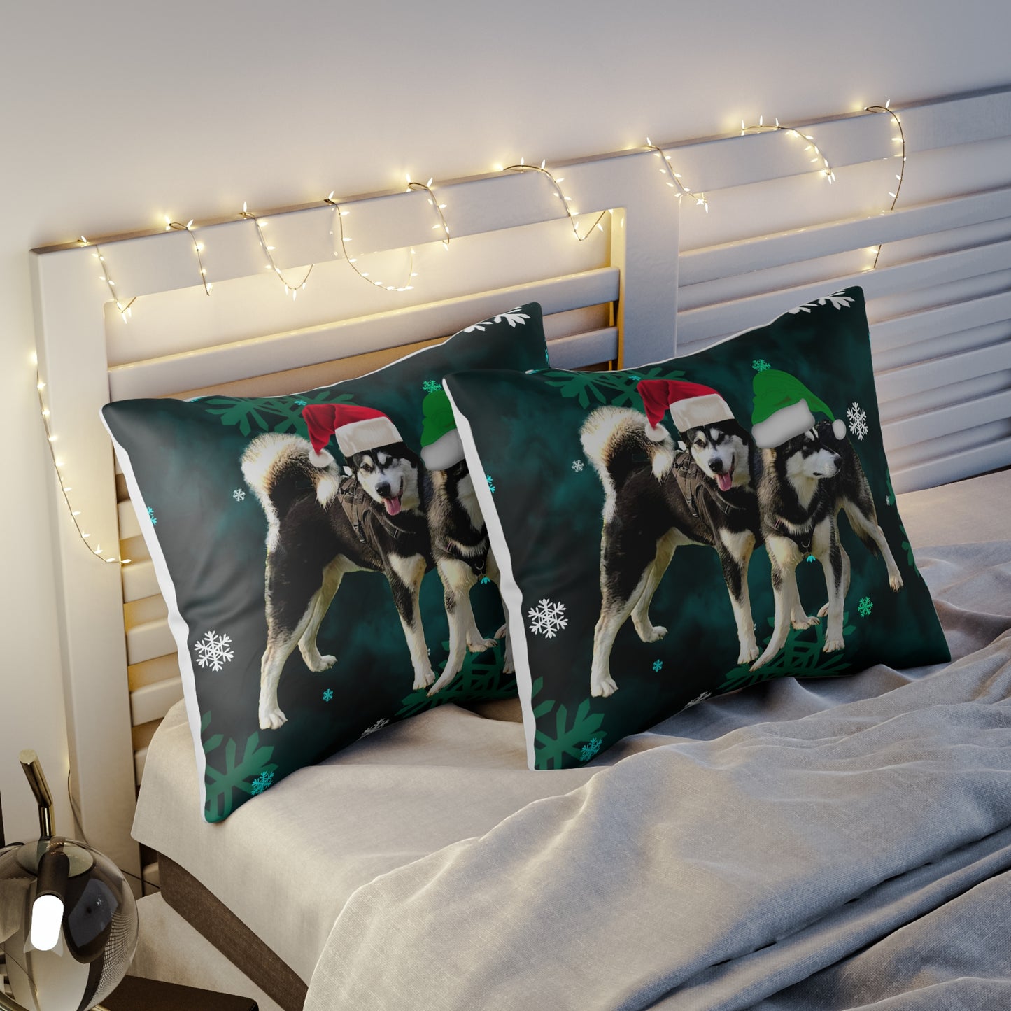 Snowflakes Annd Malamutes Pillow case