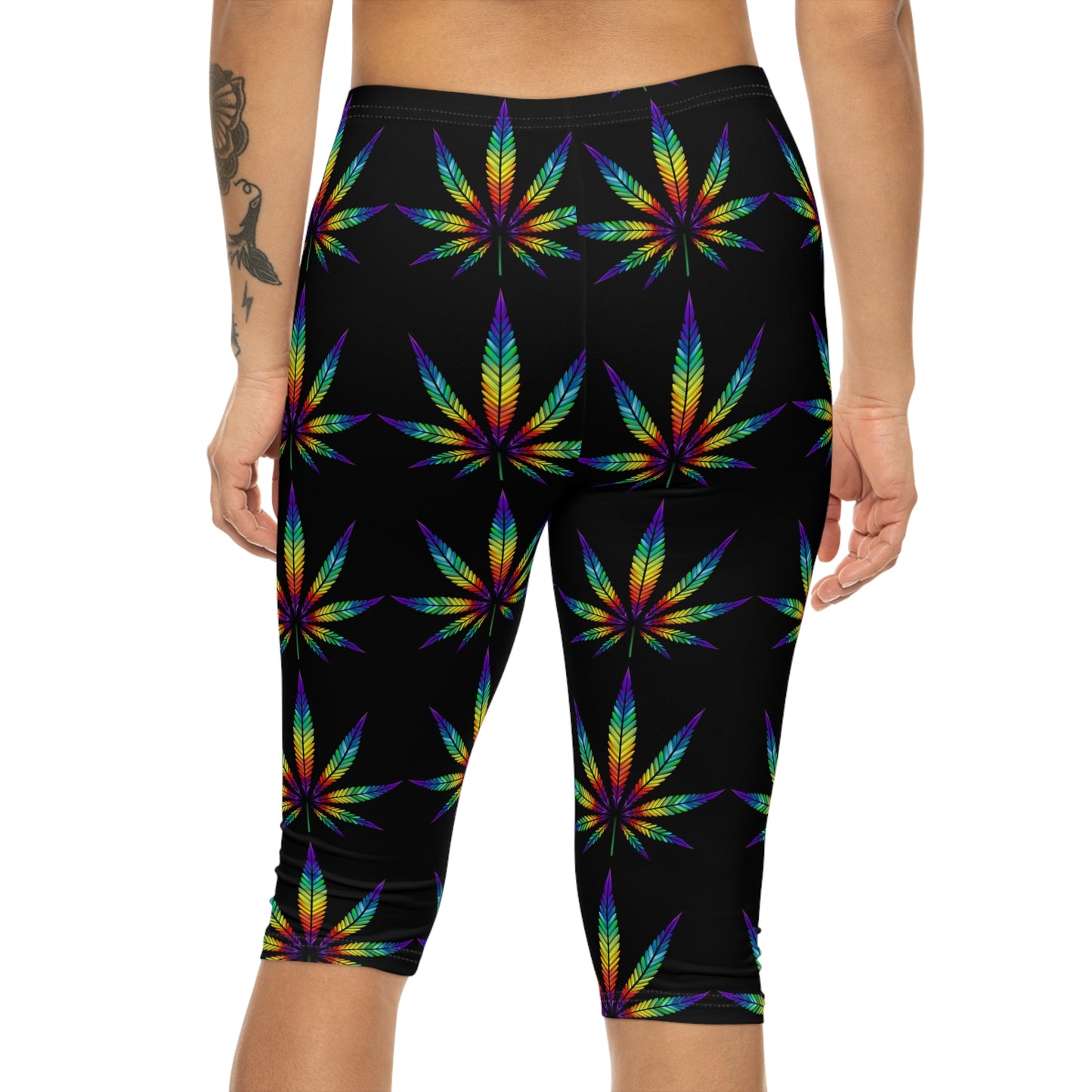 Women’s Capri Leggings (AOP)